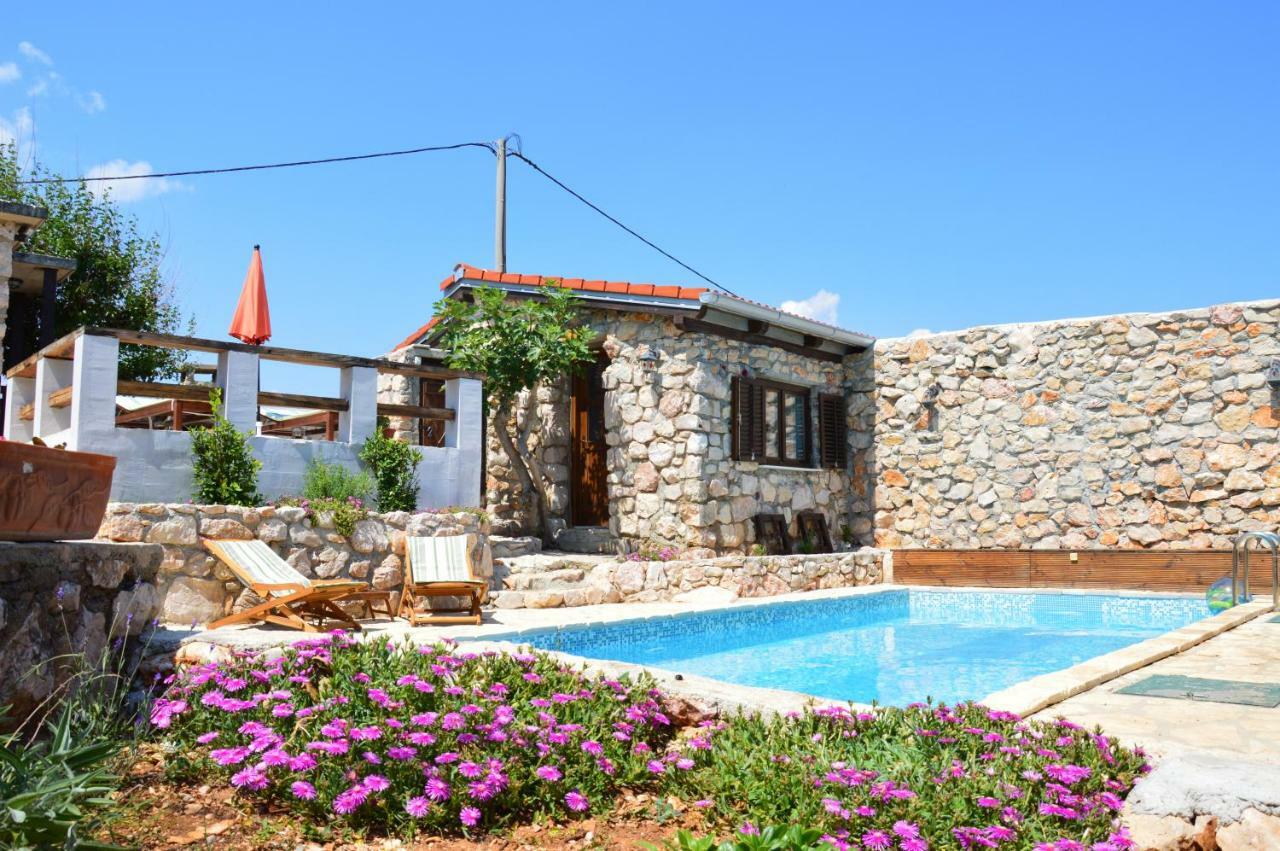 Three Sisters, Absolutely Unique Stone Houses, 200 M From The Beach Rudine  Экстерьер фото